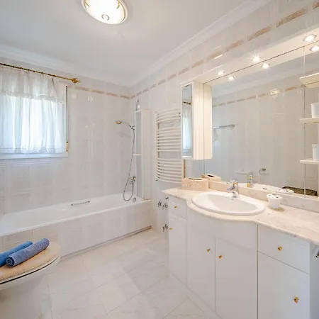 Marques By Interhome * Dénia